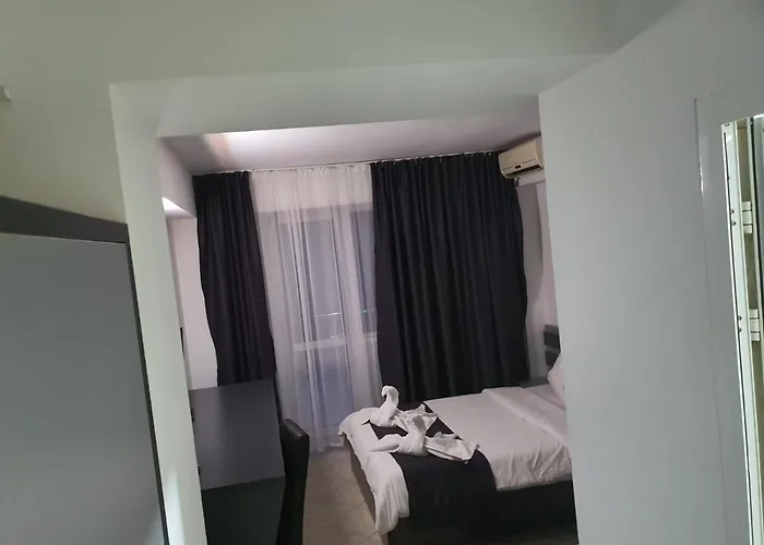 Blue Lagoon إيفوري نورد