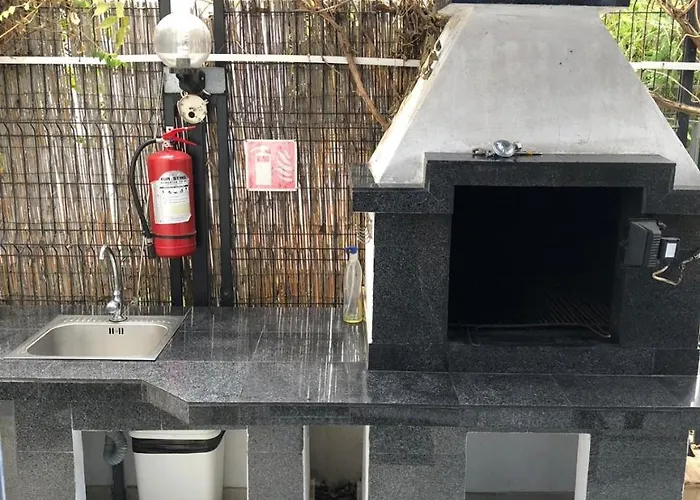 Blue Lagoon Гостевой дом 3*